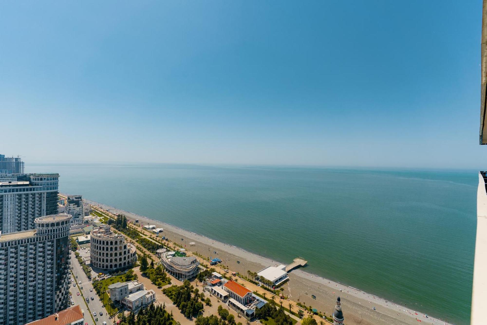 Апартаменты Habiby Orbi Sea Towers Батуми Экстерьер фото